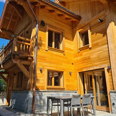 Chalet Neuf Eterlou 130 M Carres 5 10 Couchages A Serre Chevalier *