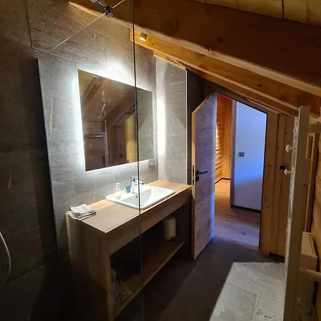 Chalet Neuf Eterlou 130 M Carres 5 10 Couchages A Serre Chevalier *