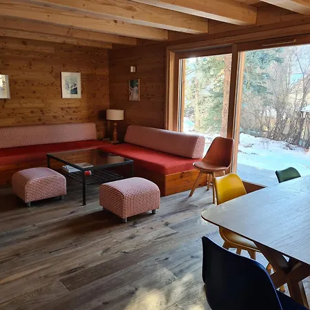 Neuf Eterlou 130 M Carres 5 10 Couchages A Serre Chevalier Chalet Saint-Chaffrey