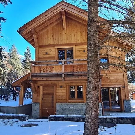 Neuf Eterlou 130 M Carres 5 10 Couchages A Serre Chevalier Chalet