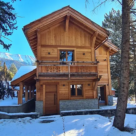 Neuf Eterlou 130 M Carres 5 10 Couchages A Serre Chevalier