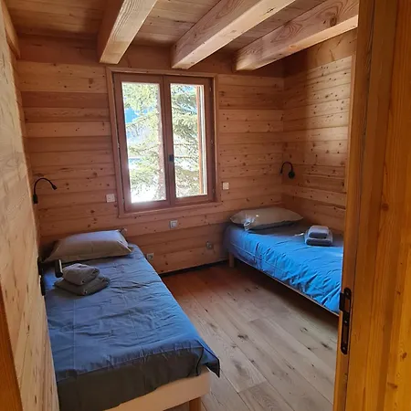Neuf Eterlou 130 M Carres 5 10 Couchages A Serre Chevalier *