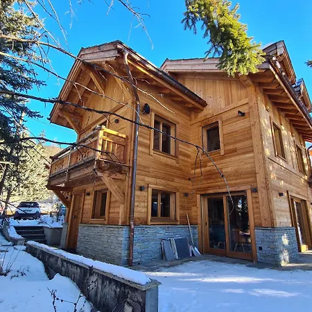 Neuf Eterlou 130 M Carres 5 10 Couchages A Serre Chevalier